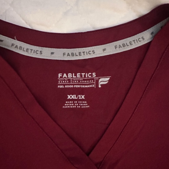 Fabletics scrub top - Picture 2 of 2